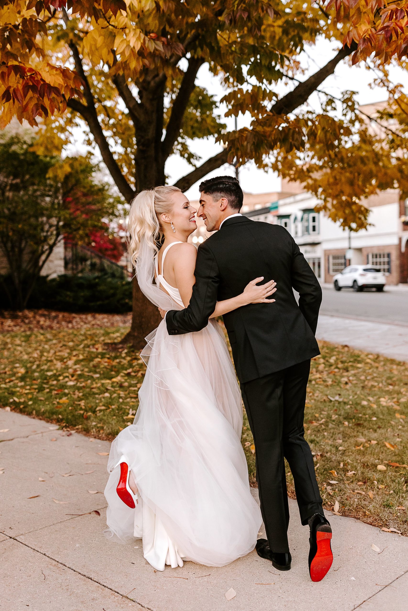Elegant Wisconsin Fall Wedding // Beth &amp; Luke